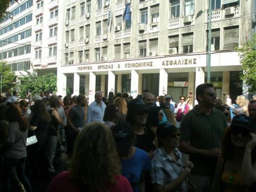 1235885_729367707090090_731167700_n